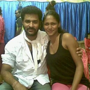 fa334543-0c8b-4c3d-9f03-4d3655c83b6e